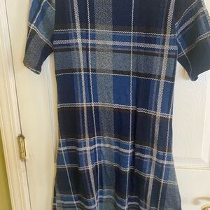 💕Plaid Blue dress with pockets size 4